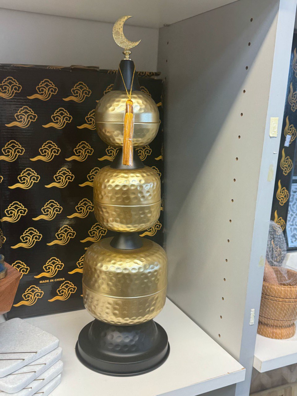 Gold and White Three-Tier Ramadan Decor