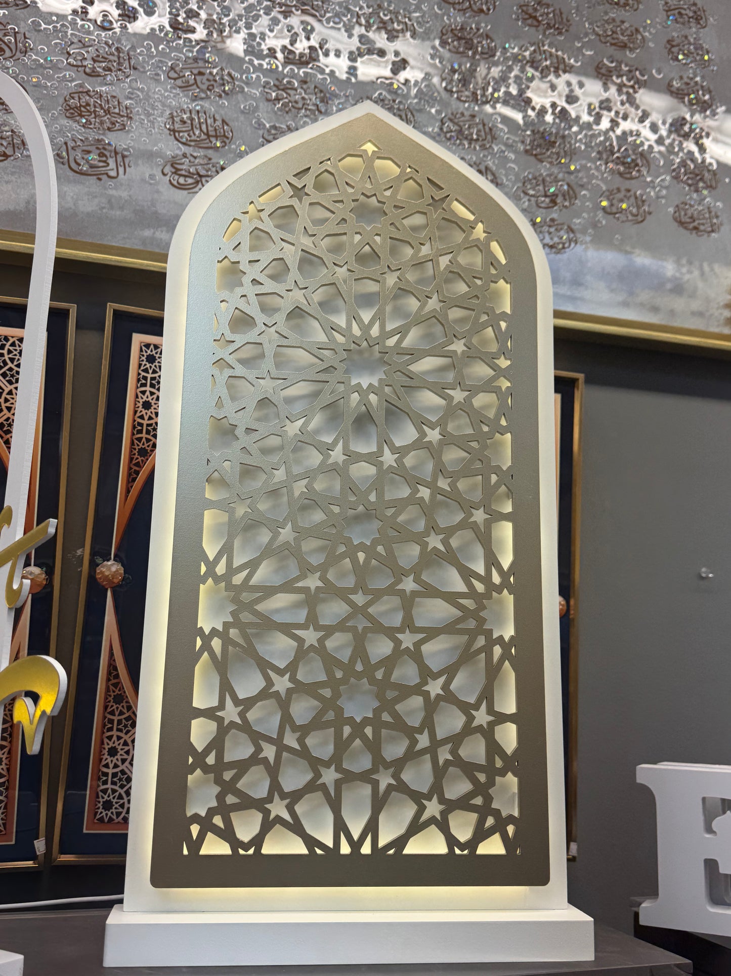 Wooden Islamic Geometric Arch LED Decor (USB Powered) – 24.4” Tall ✨